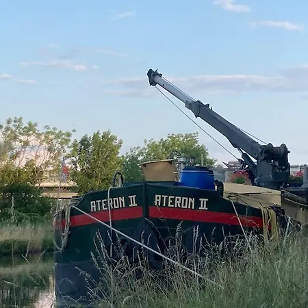 Le Du Marinier アパート