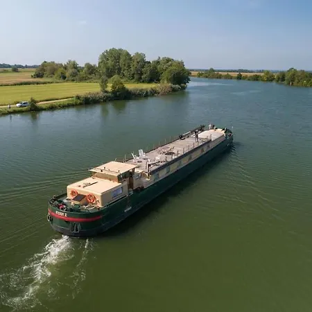 アパート Le Du Marinier