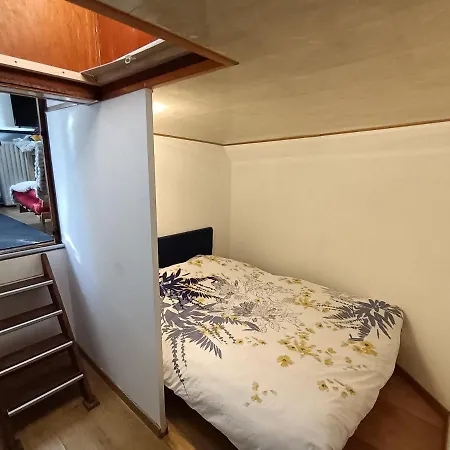 Le Du Marinier アパート *