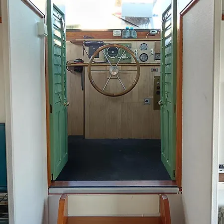 Le Du Marinier Apartment *