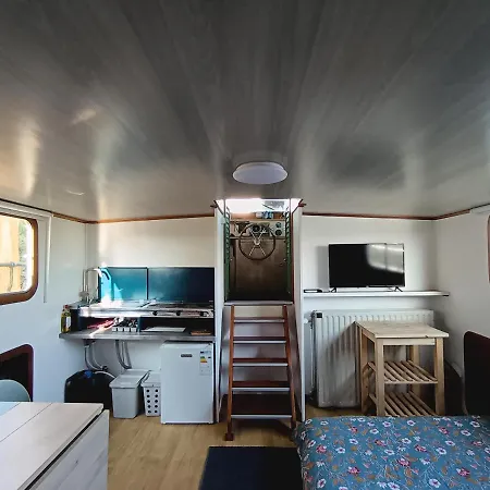 アパート Le Du Marinier